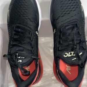 Nike Air 270